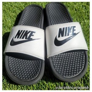 (FINAL💲) Black & White Nike Benassi JDI Slides